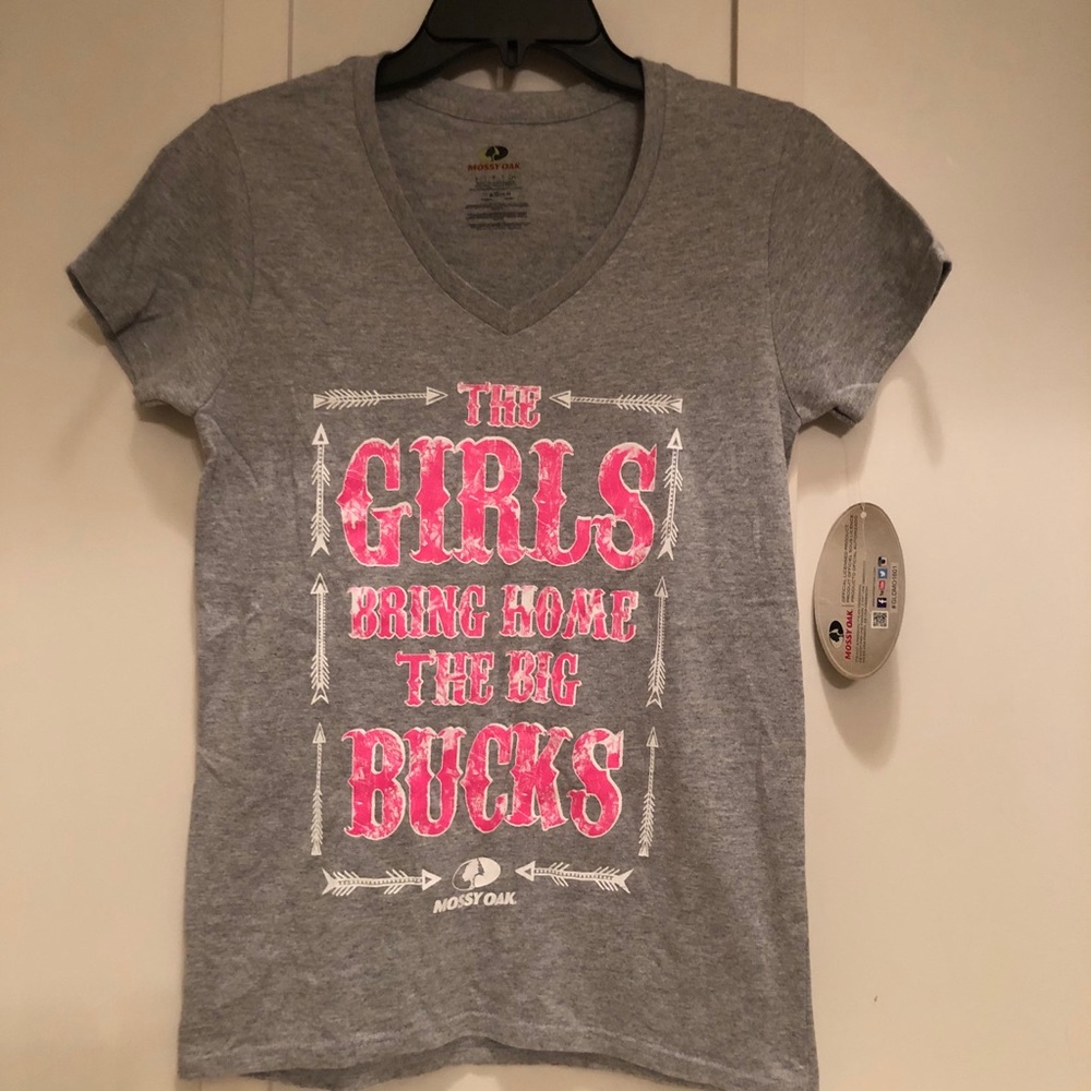 NWT MOSSY OAK TEE
